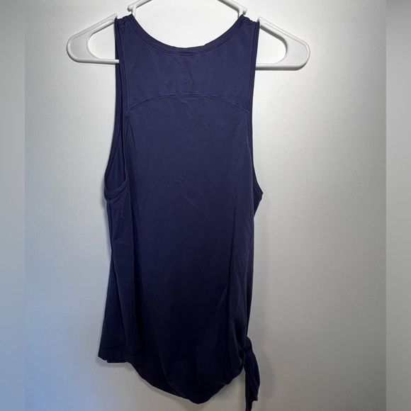 Lululemon Athletica To The Point Knotted Hip Tank Size Medium - Picture 4 of 8
